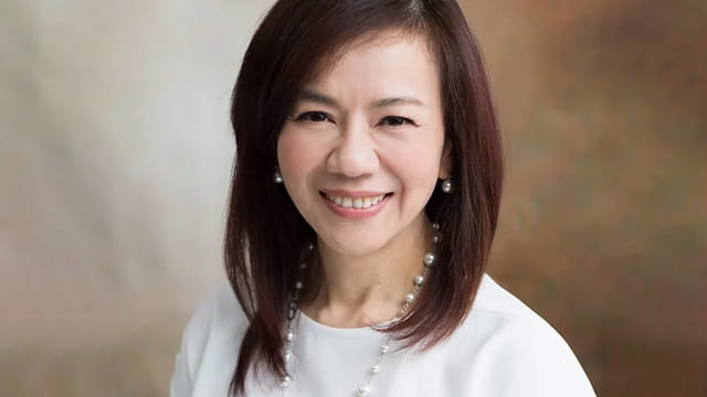 Headshot of Rose Tsau '93 MBA, alumna of the Kellogg School of Management